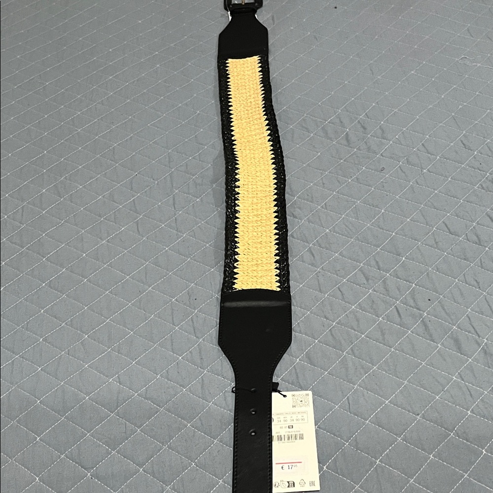 Zara Women's Belt with Black and Yellow Accents